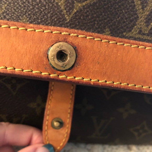 Louis Vuitton Pliante Clutch - Picture 3 of 8